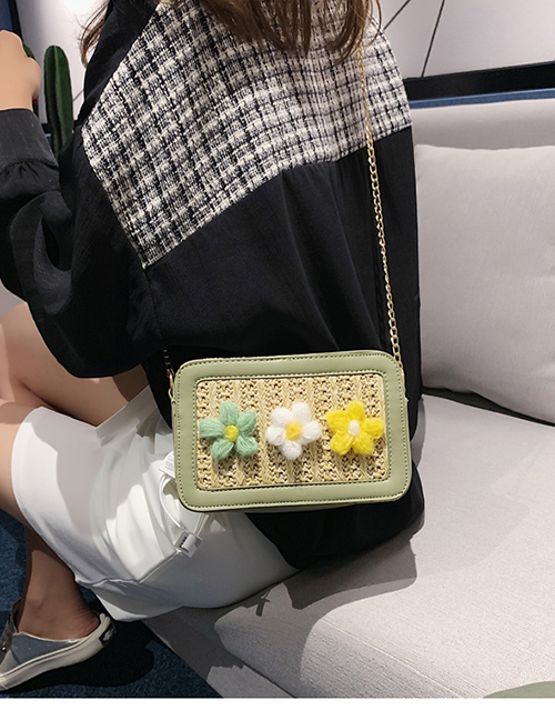 Fashion Green Flower Straw Messenger Bag
