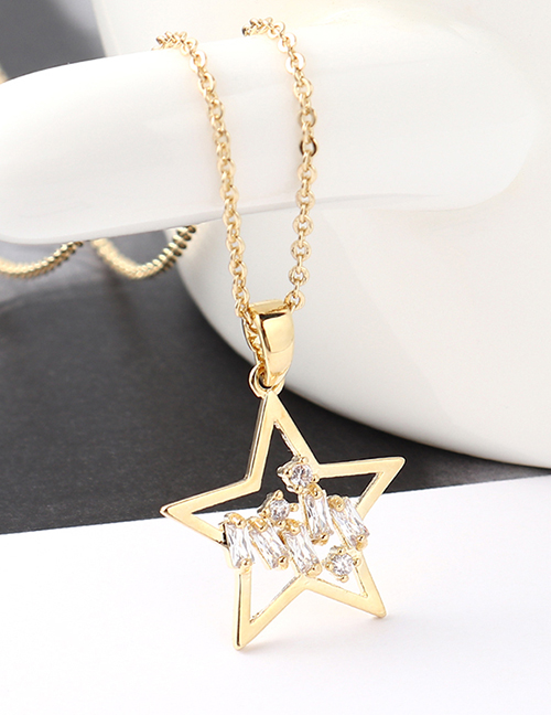 Fashion 14k Gold Star Shimmering Zircon Necklace