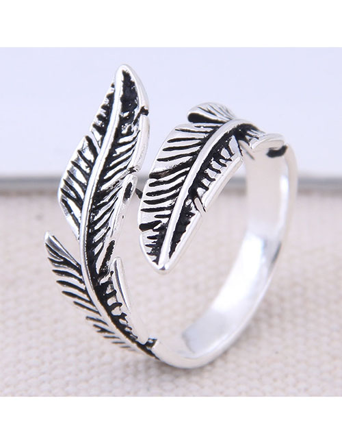 Fashion White K Leaf Open Ring