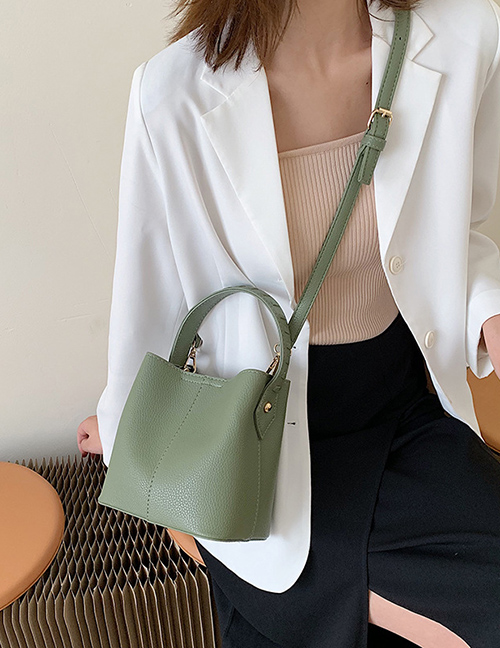 Fashion Green Rivet Shoulder Strap Shoulder Bag