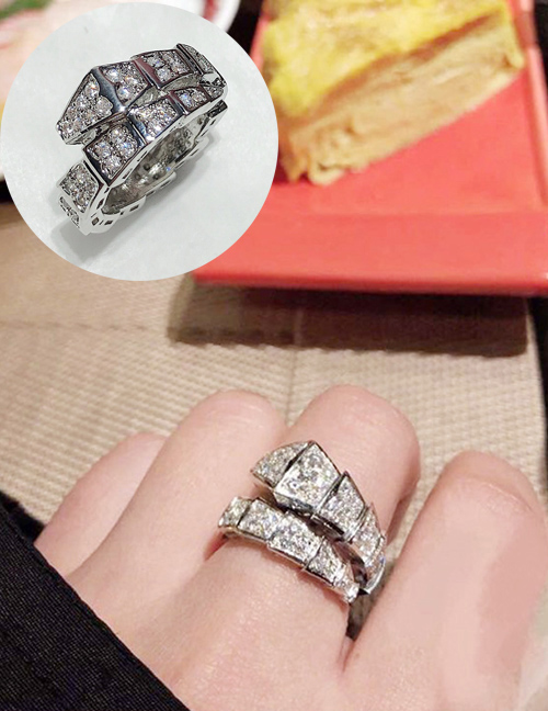 Fashion Silver Snake-shaped Micro-encrusted Diamond Ring