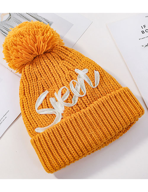 Fashion Yellow Letter Knit Plus Fleece Cap