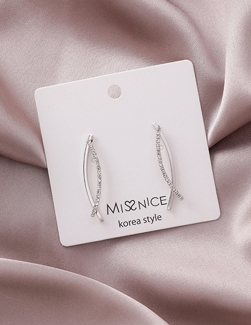 Fashion Silver  Silver Pin Micro-inlaid Line Curved Earrings