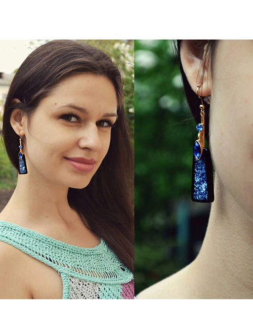 Fashion Dumb Gold + Blue Resin Diamond Earrings
