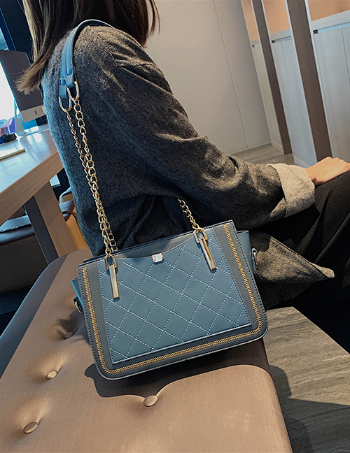 Fashion Blue Pleated Chain Stitching Shoulder Bag