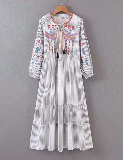Fashion White Embroidered Striped Fringe Dress
