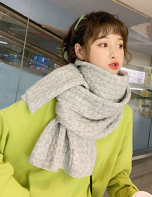 Fashion Gray Twist Triangle Color Matching Knit Collar