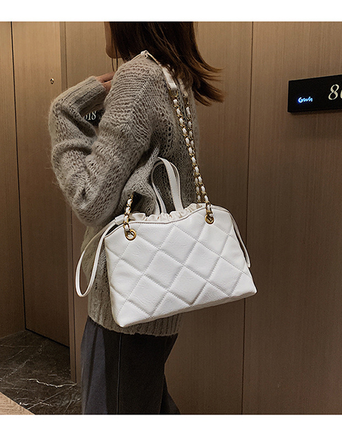Fashion Creamy-white Chain Rhombic Shoulder Messenger Handbag