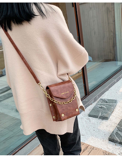 Fashion Brown Chain Rivet Shoulder Messenger Bag