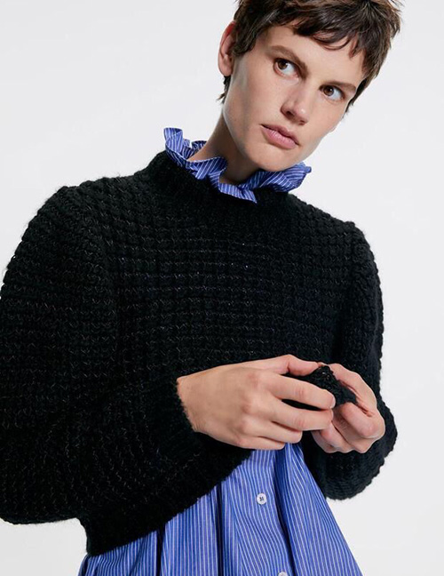 Fashion Black Striped Short Sweater