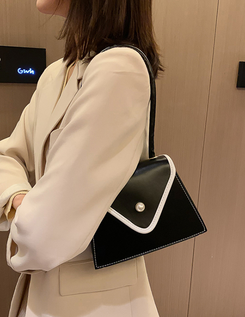 Fashion Black Contrast Stitching Shoulder Messenger Bag