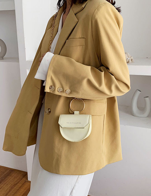 Fashion White Trumpet Chain Semi-circular Shoulder Bag