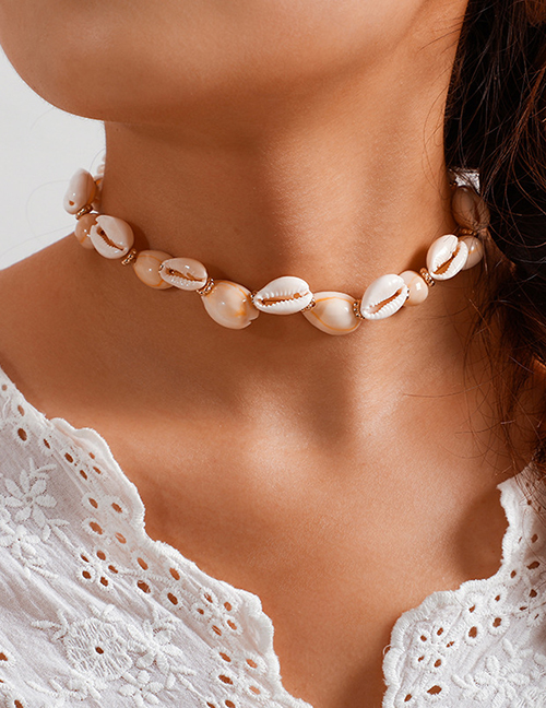 Fashion White Shell Necklace