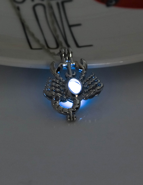 Fashion Sky Blue Scorpion Luminous Necklace