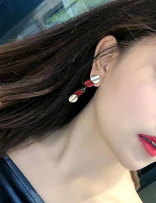 Fashion Red Contrast Geometric Metal Earrings