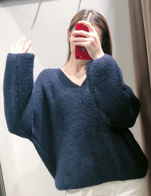 Fashion Black Stretch-neck Knitted Sweater
