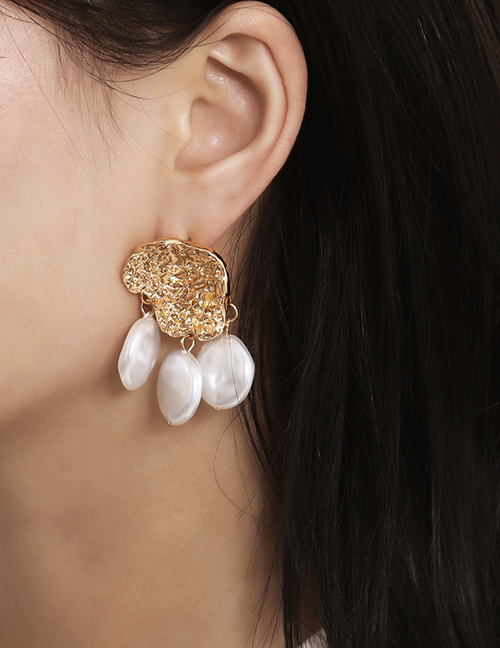 Fashion Golden Shaped Pearl Shaped Geometric Pearl Concave Earrings
