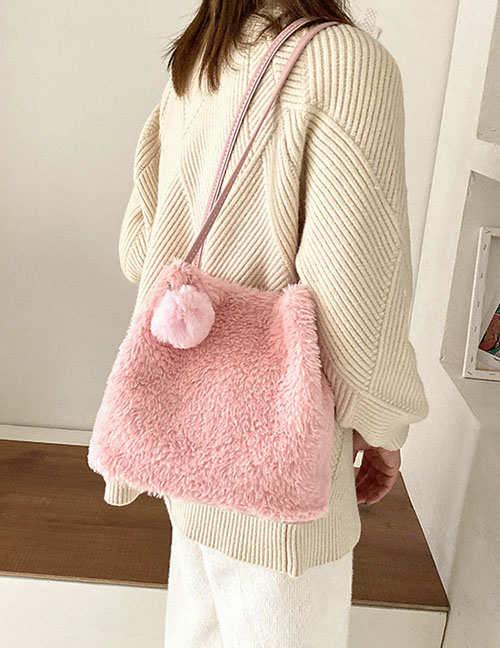 Fashion Pink Lamb Wool Shoulder Bag