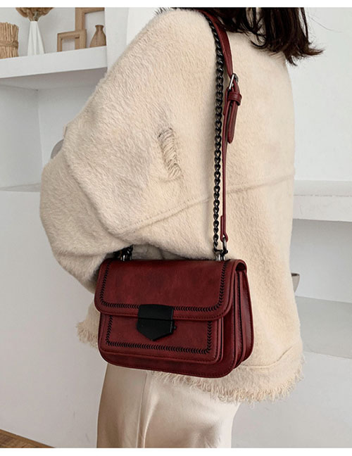 Fashion Red Wine Wide Shoulder Strap Chain Embroidered Multi-layer Crossbody Shoulder Bag