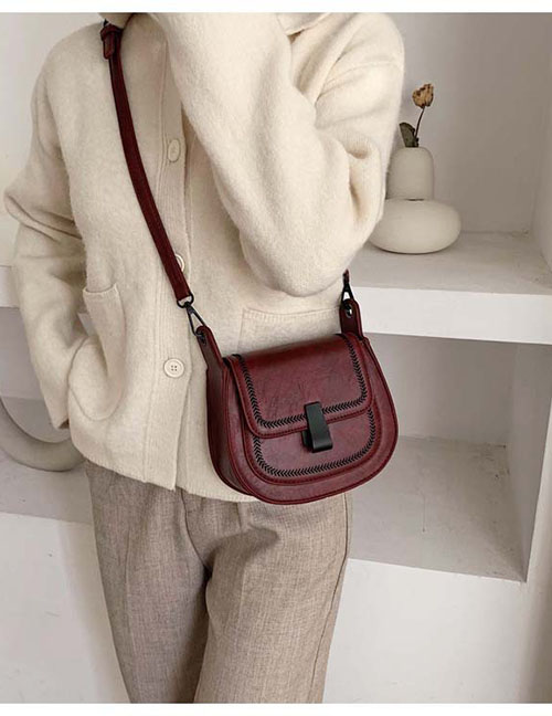 Fashion Red Wine Semi-circular Shoulder Bag With Lock Stitch