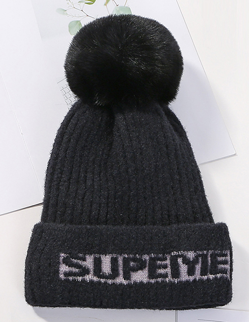 Fashion Black Knitted Wool Alphabet Wool Ball Hat