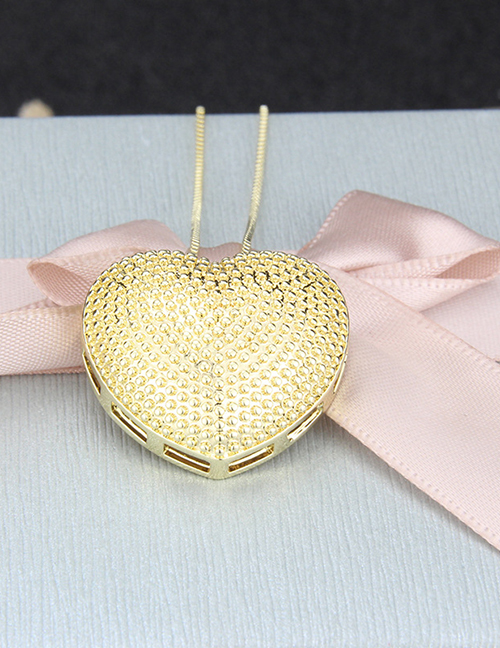 Fashion Gold-plated Fake Zirconium Heart-shaped Cutout Necklace