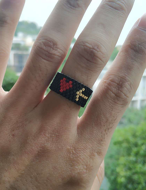 Fashion Black Rice Beads Hand-woven Heart Arrow Ring