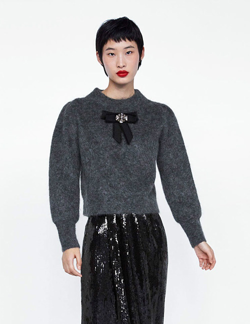 Fashion Gray Bow-embellished Sweater With Diamonds