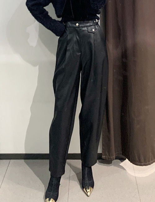 Fashion Black Faux Pu Leather Tooling Loose Straight Pants
