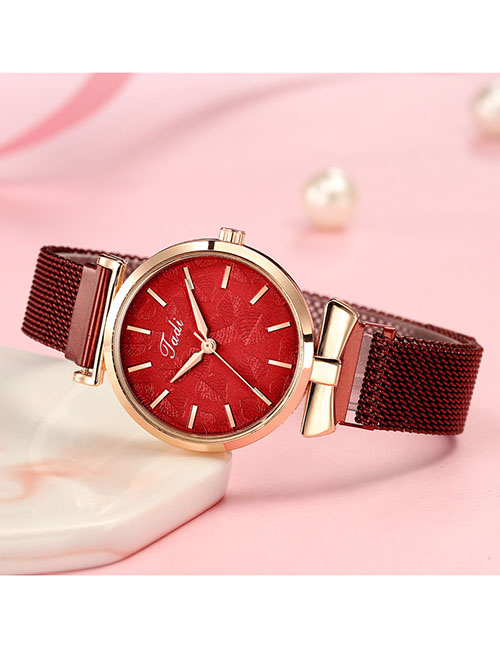 Fashion Red Foliage Quartz Watch With Magnet