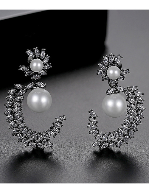 Fashion Gun Black Diamond Geometric Earrings With Pearls
