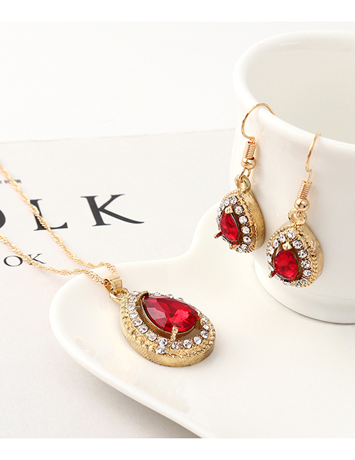 Fashion Red Diamond Heart Necklace Earring Set