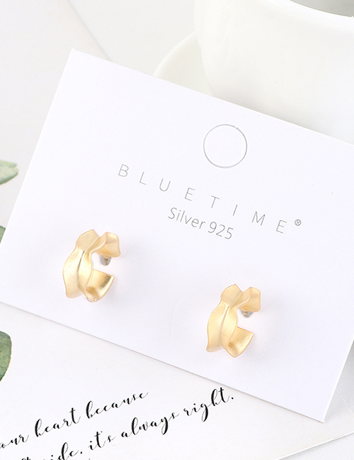 Fashion Golden Gold-plated Irregular Cutout Earrings