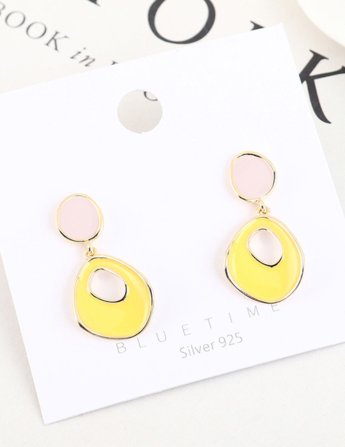 Fashion Yellow Real Gold-plated Oil-drop Geometric Cutout Contrast Earrings