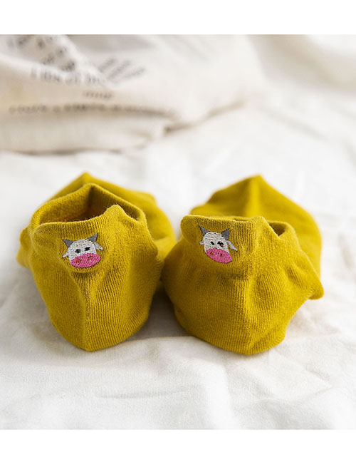 Fashion Yellow Heel Cow Embroidered Cotton Socks