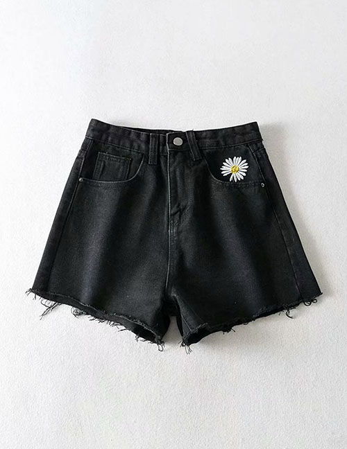Fashion Black Chrysanthemum Embroidered Denim Shorts