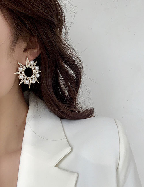 Fashion Golden Sun Flower Rhinestone Pearl  Silver Pin Earrings