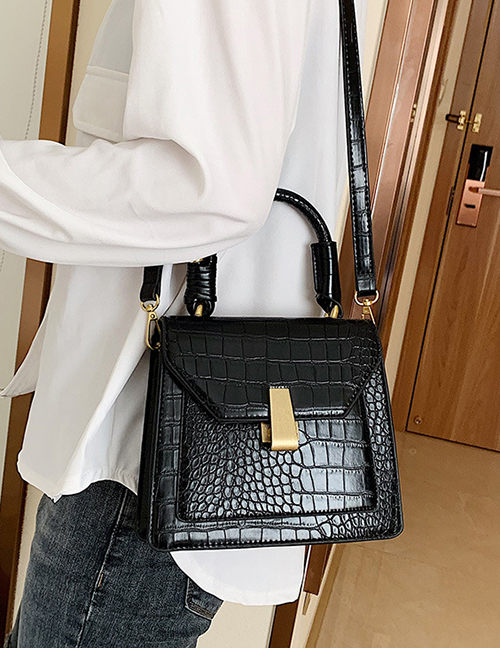 Fashion Black Croc-embossed Lock Shoulder Bag