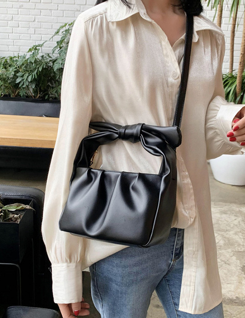 Fashion Black Pleated Shoulder Bag