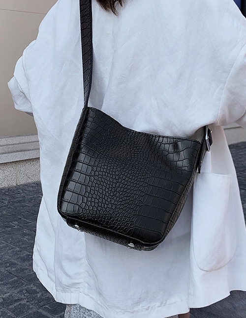 Fashion Black Crocodile Shoulder Crossbody Bag