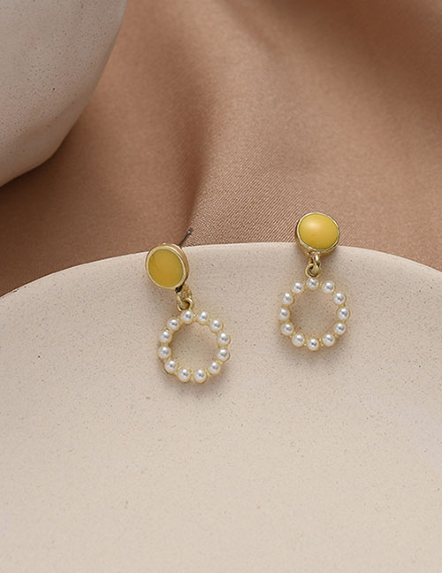 White Dropped Pearl Geometric Round Alloy Earrings