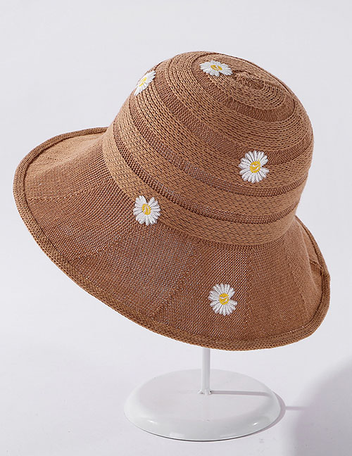 Fashion Camel Little Daisy Embroidered Knitted Broad-band Fisherman Hat