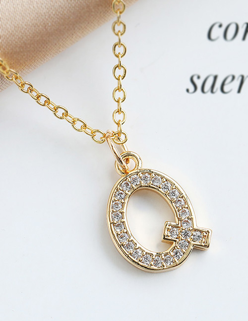 Fashion Q Copper-inlaid Zircon Alphabet Necklace