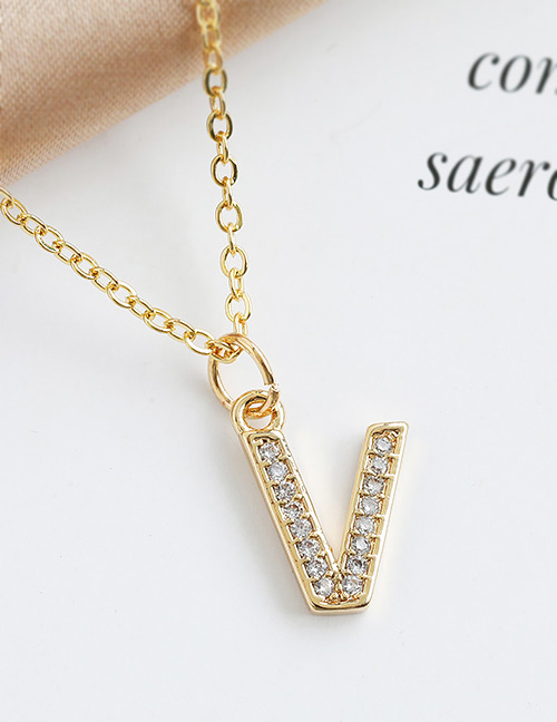 Fashion V Copper-inlaid Zircon Alphabet Necklace