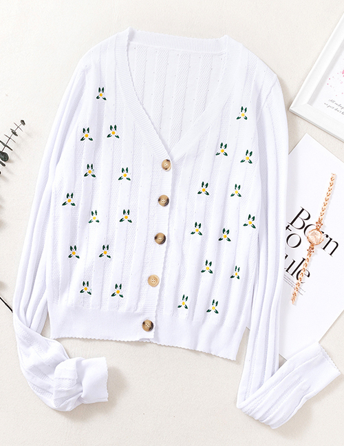 Fashion White Embroidered Hollow Embroidery Sweater Sweater