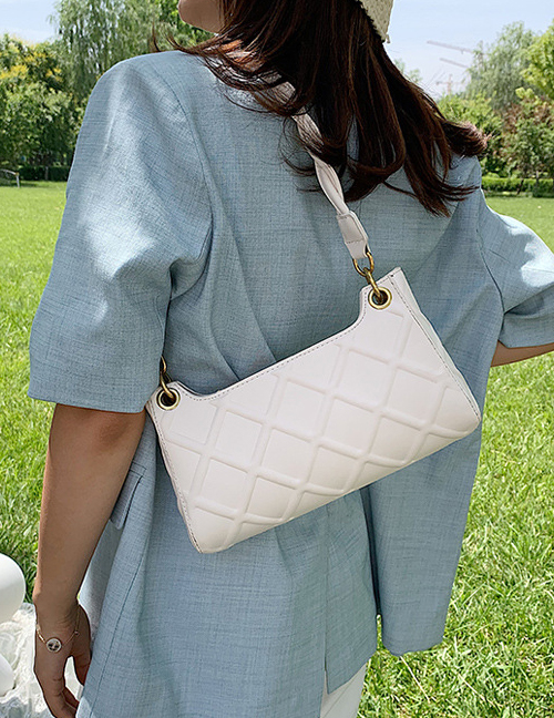 Fashion White One-shoulder Crossbody Bag