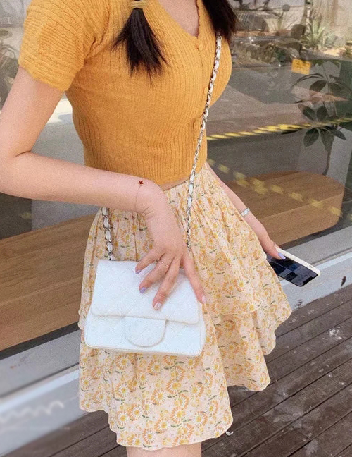 Fashion Orange Small Daisy Laminated Skirt