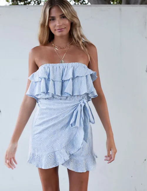 Fashion Blue Bandeau Embroidered Tether Strap Ruffle Dress