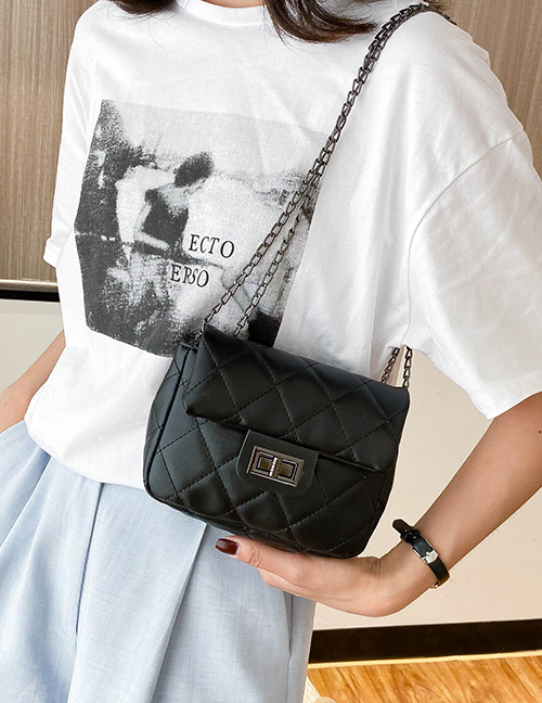 Fashion Black Chain Buckle Shoulder Bag