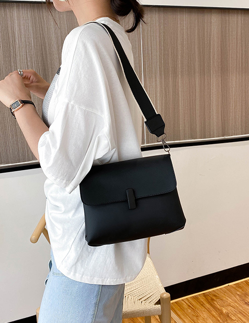 Fashion Black Shoulder Crossbody Bag With Wide Shoulder Strap Lock